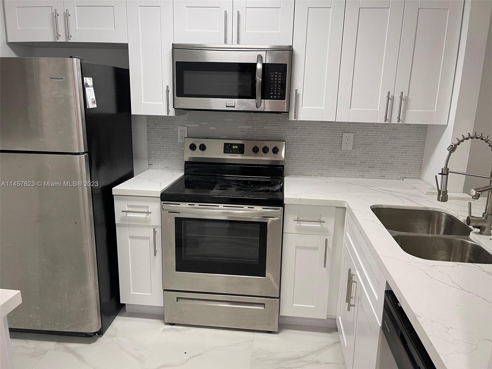Photo of 3399 Foxcroft Rd #207 in Miramar, FL