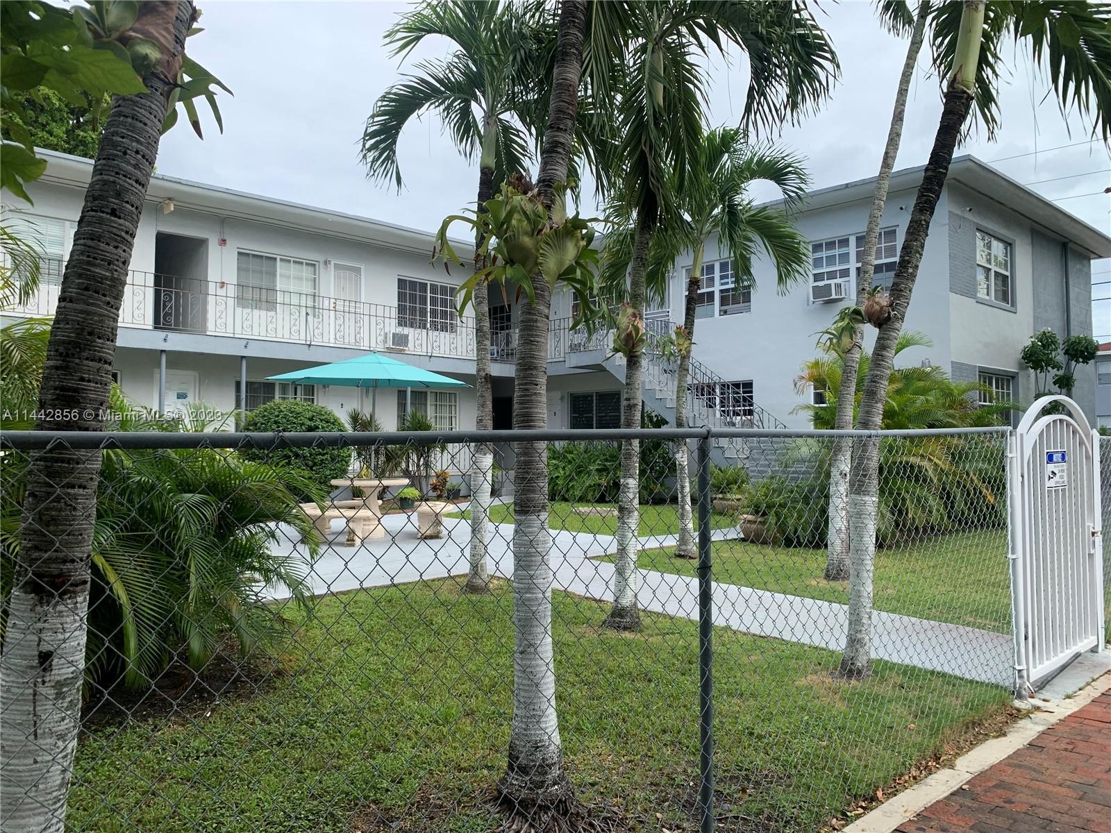 Photo of 555 SW 16th Ave #11 in Miami, FL