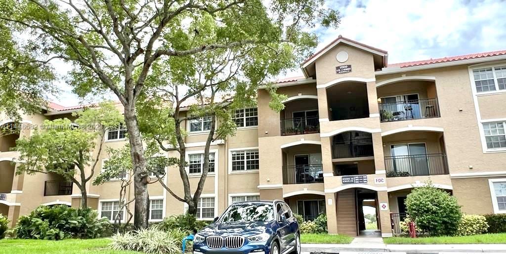 Photo of 11700 SW 2nd St #13303 in Pembroke Pines, FL