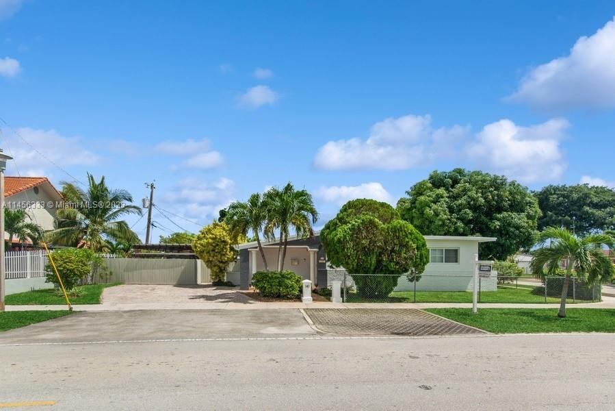 Photo of 141 SW 69th Ave in Miami, FL