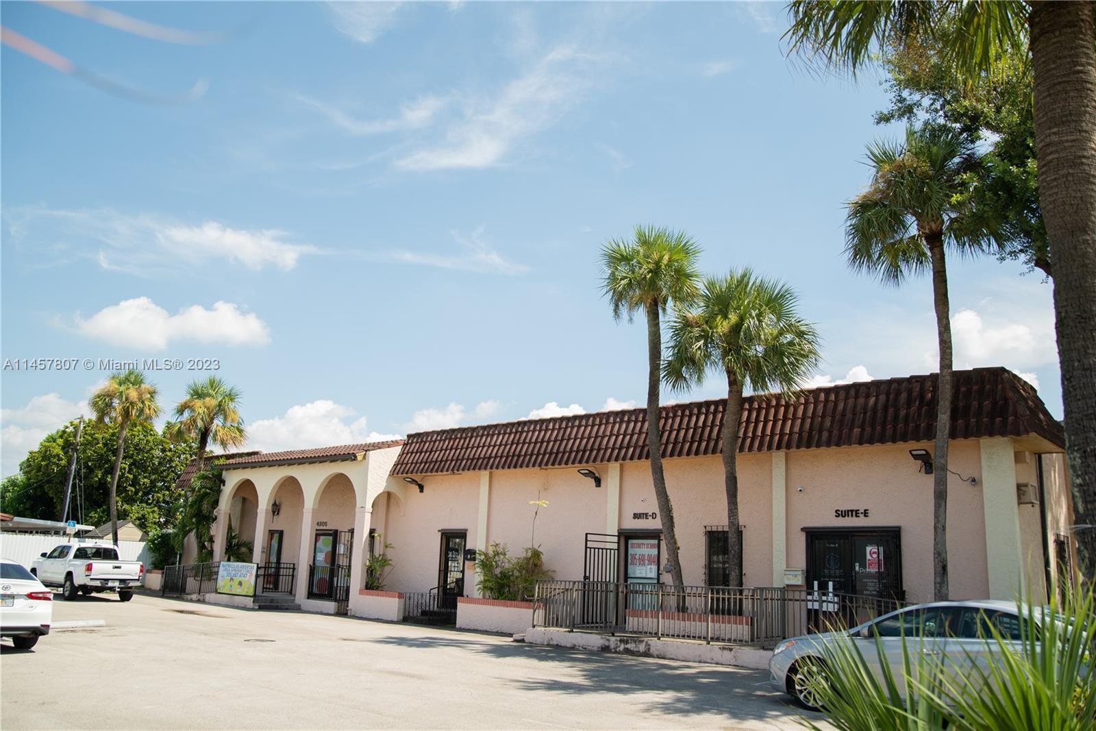 Photo of 4305 E 8th Ave in Hialeah, FL