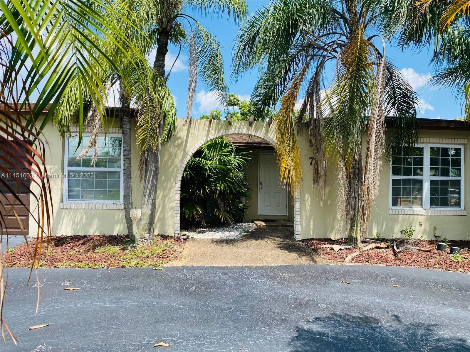Photo of 9671 NW 20th Pl in Sunrise, FL