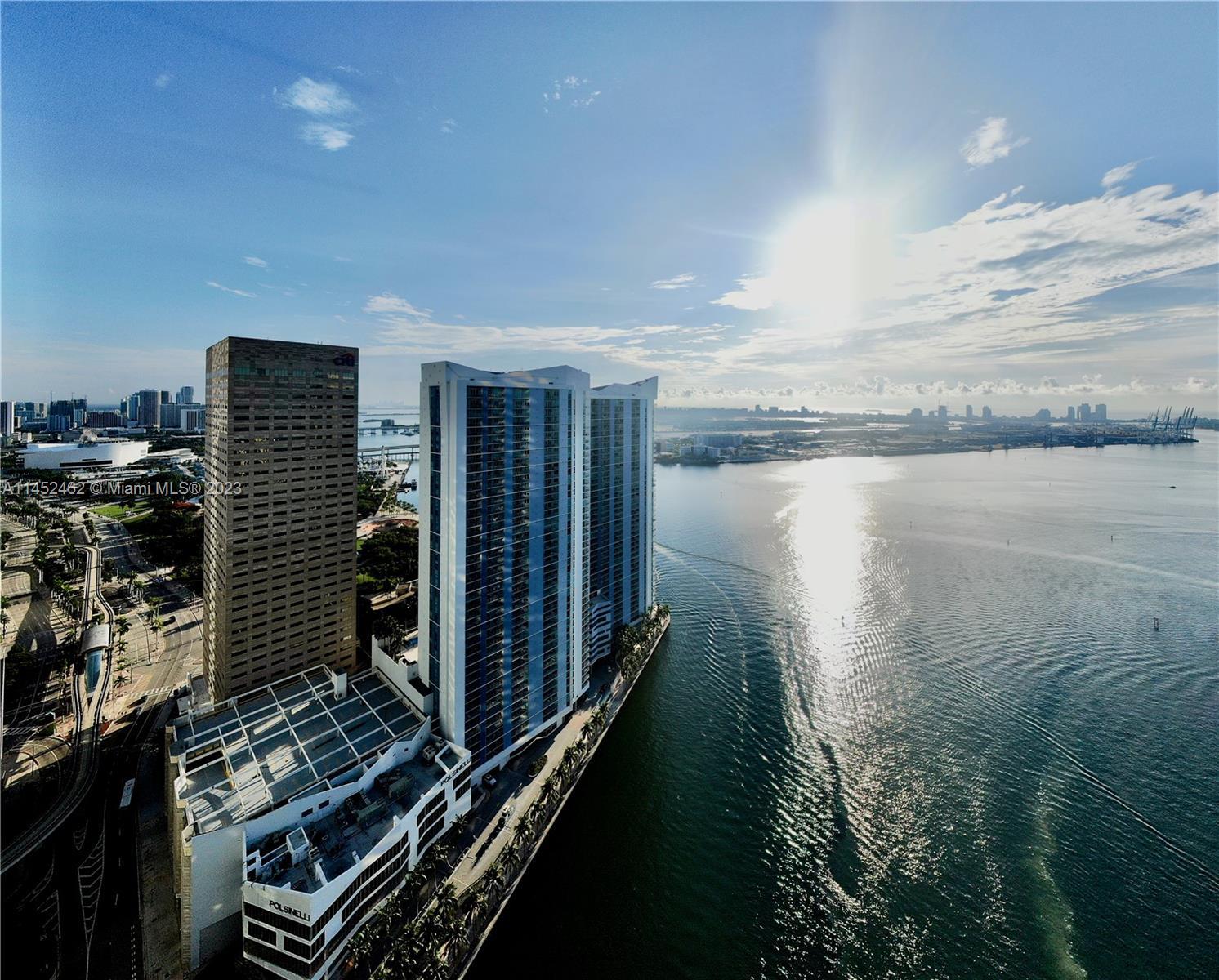 Photo of 325 S Biscayne Blvd #3517 in Miami, FL