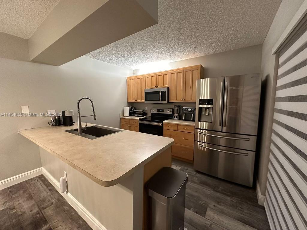Photo of 836 SW 118th Ter #836 in Davie, FL