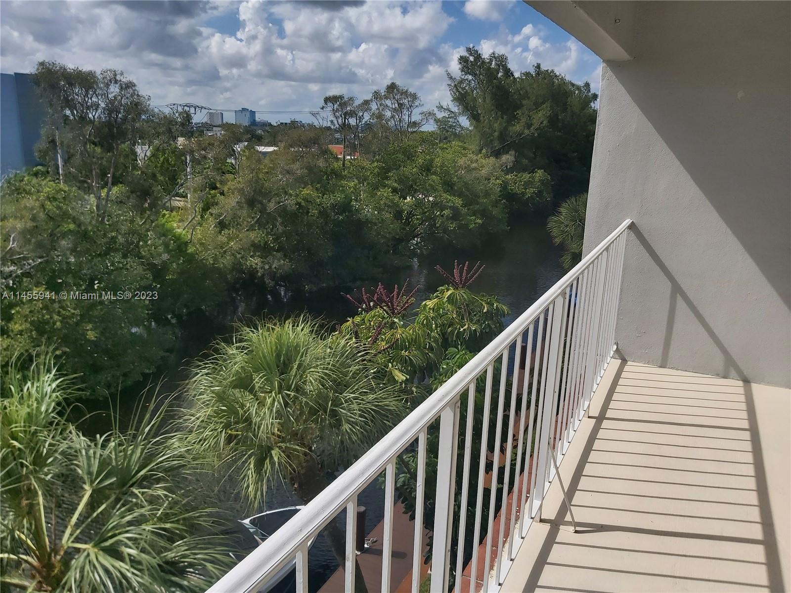 Photo of 1407 NE 56th St #404 in Fort Lauderdale, FL