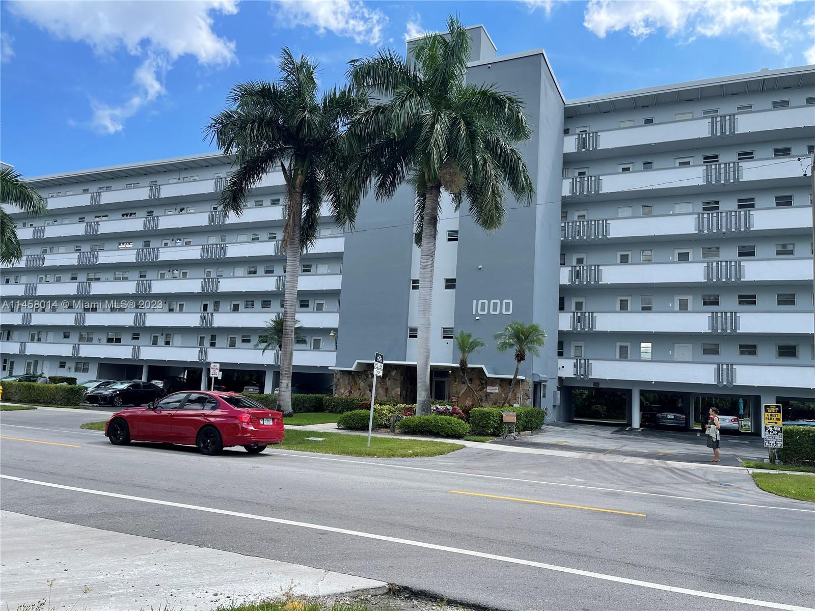 Photo of 1000 NE 14th Ave #506 in Hallandale Beach, FL