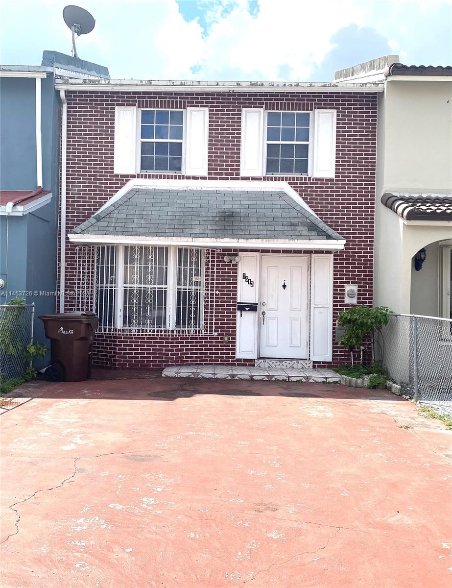 Photo of 1612 W 72nd St in Hialeah, FL