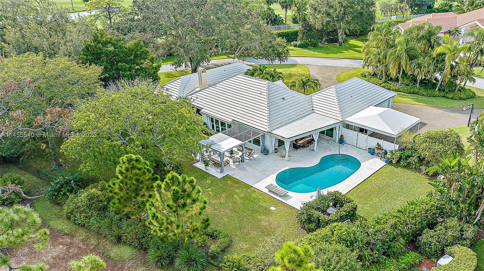 Photo of 120 SE Turtle Creek Dr in Jupiter, FL