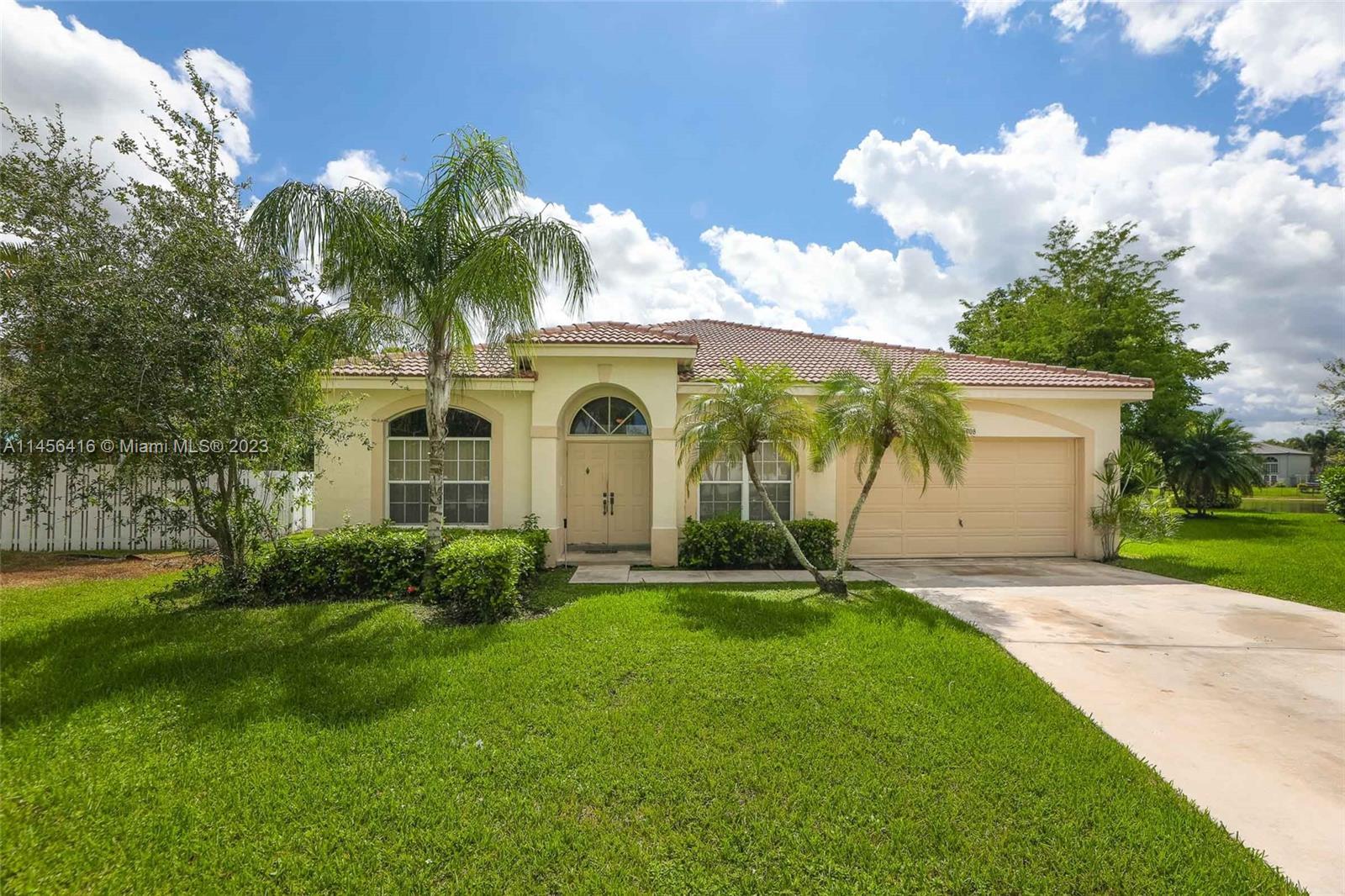 Photo of 18008 SW 24th St in Miramar, FL