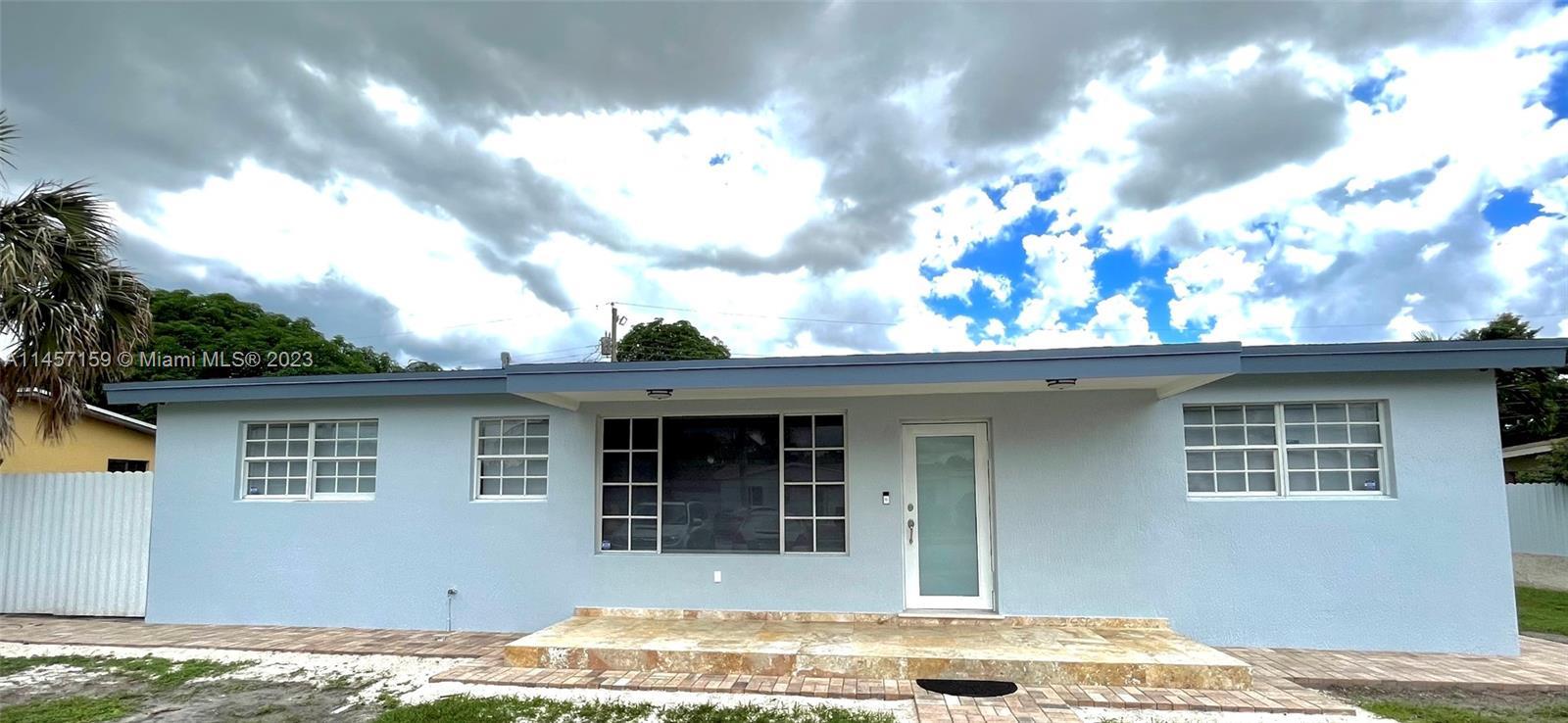 Photo of 3840 NW 168th St in Miami Gardens, FL