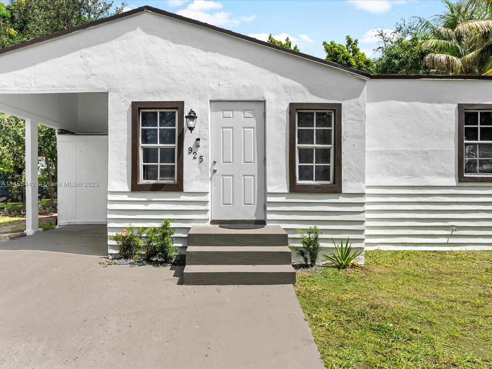 Photo of 925 NW 58th St in Miami, FL