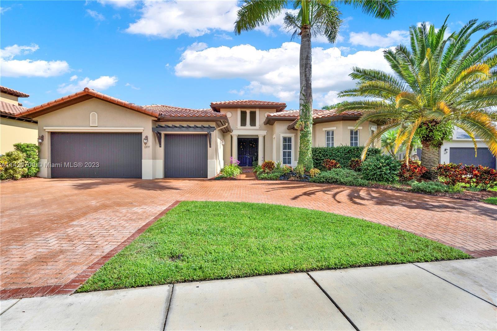 Photo of 12135 NW 71st St in Parkland, FL