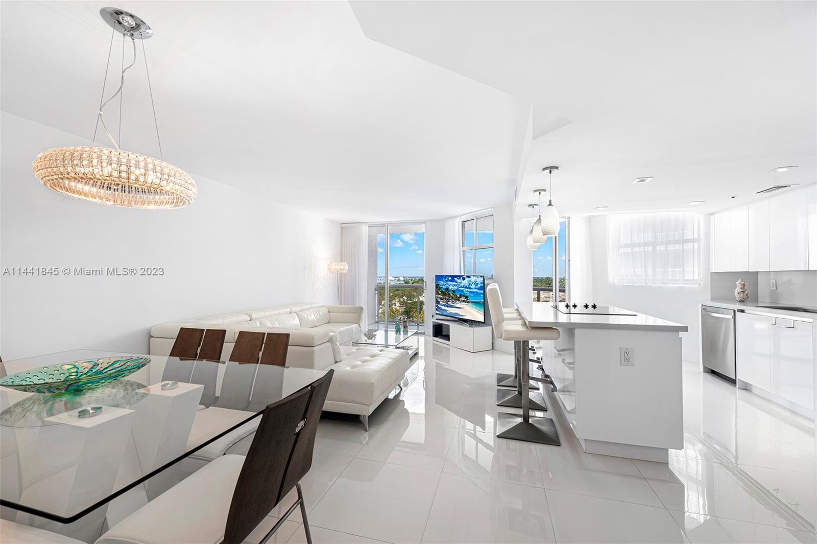 Introducing the perfect Miami Beach condo! This stunning 2-bedroom, 2-bath residence has undergone a