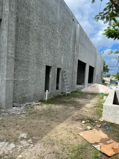 Photo of 2914 NW South River Dr in Miami, FL