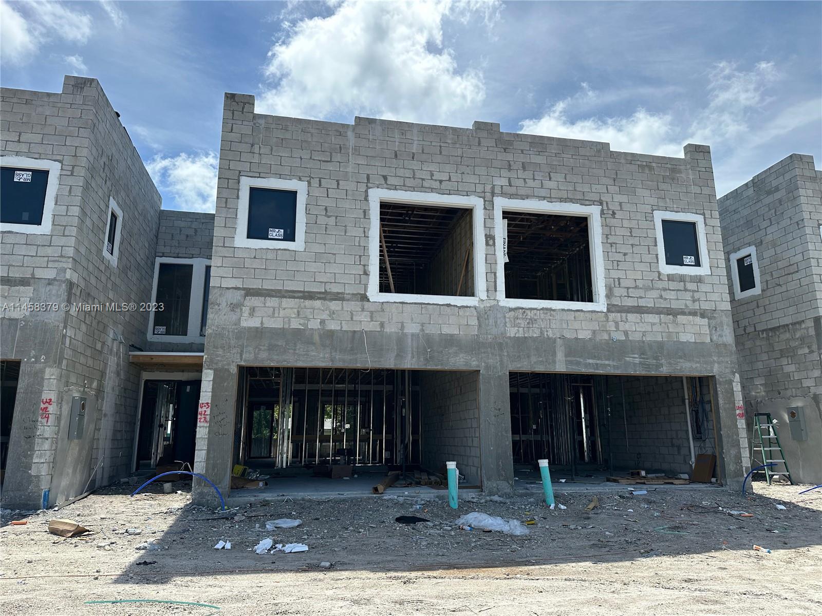 Photo of 4214 NE 7th Ter #6 in Oakland Park, FL