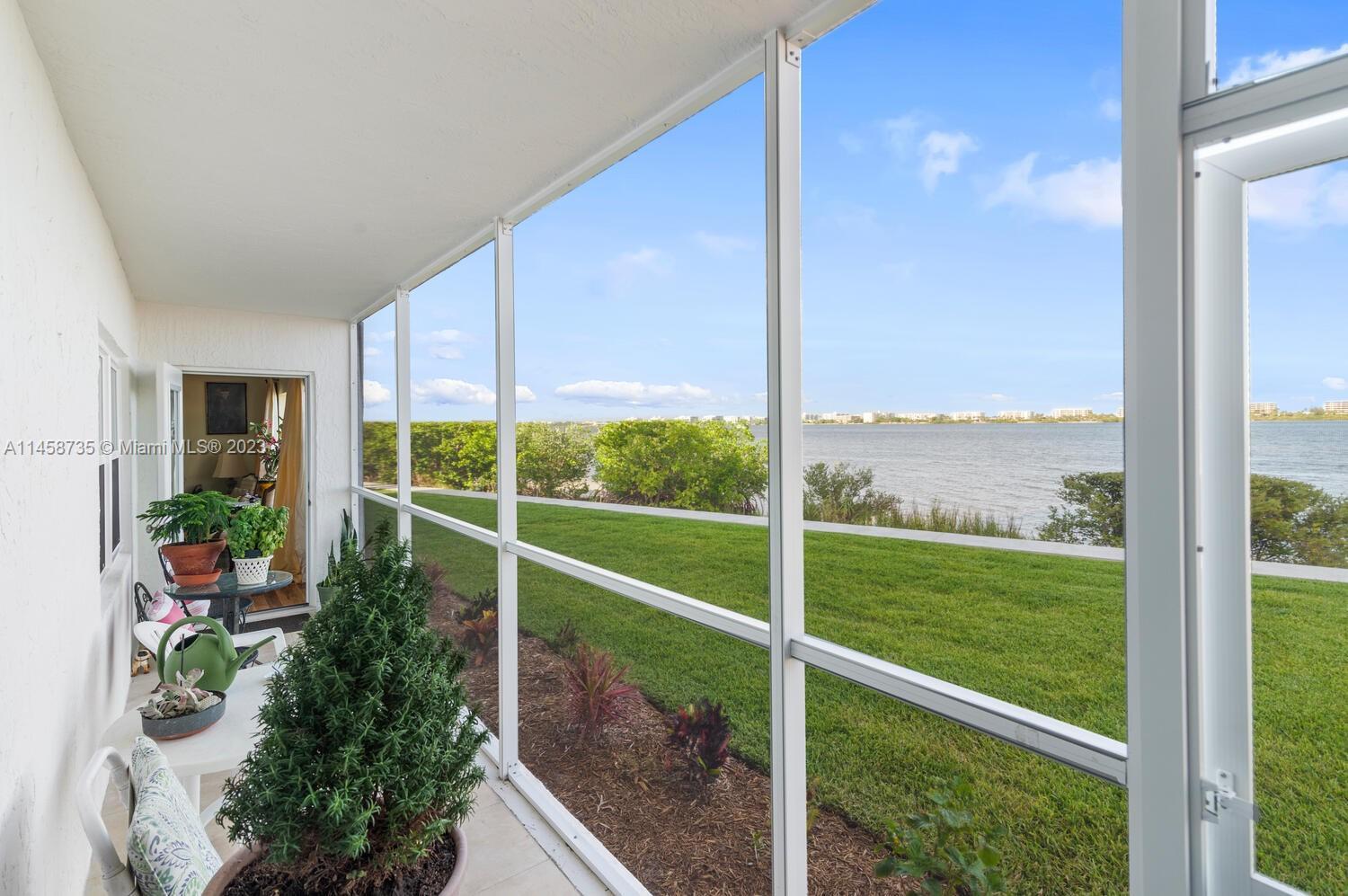 Photo of 1502 S Lakeside Dr #112 in Lake Worth, FL