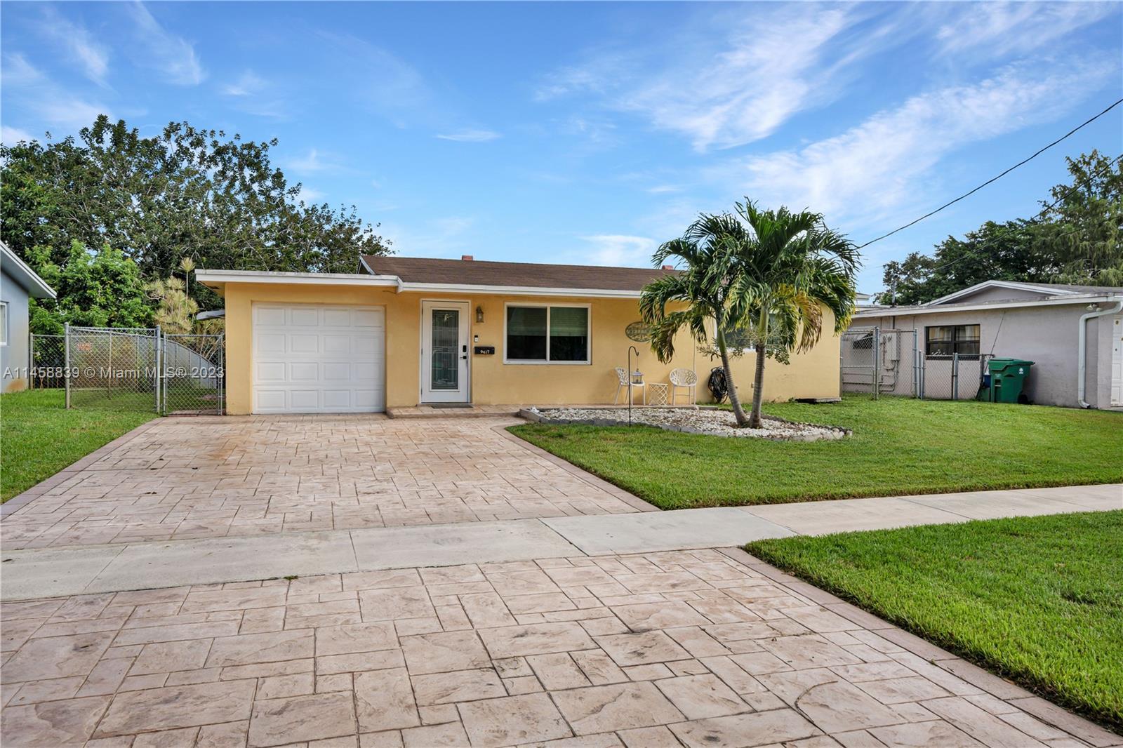 Photo of 9417 SW 52nd St in Cooper City, FL