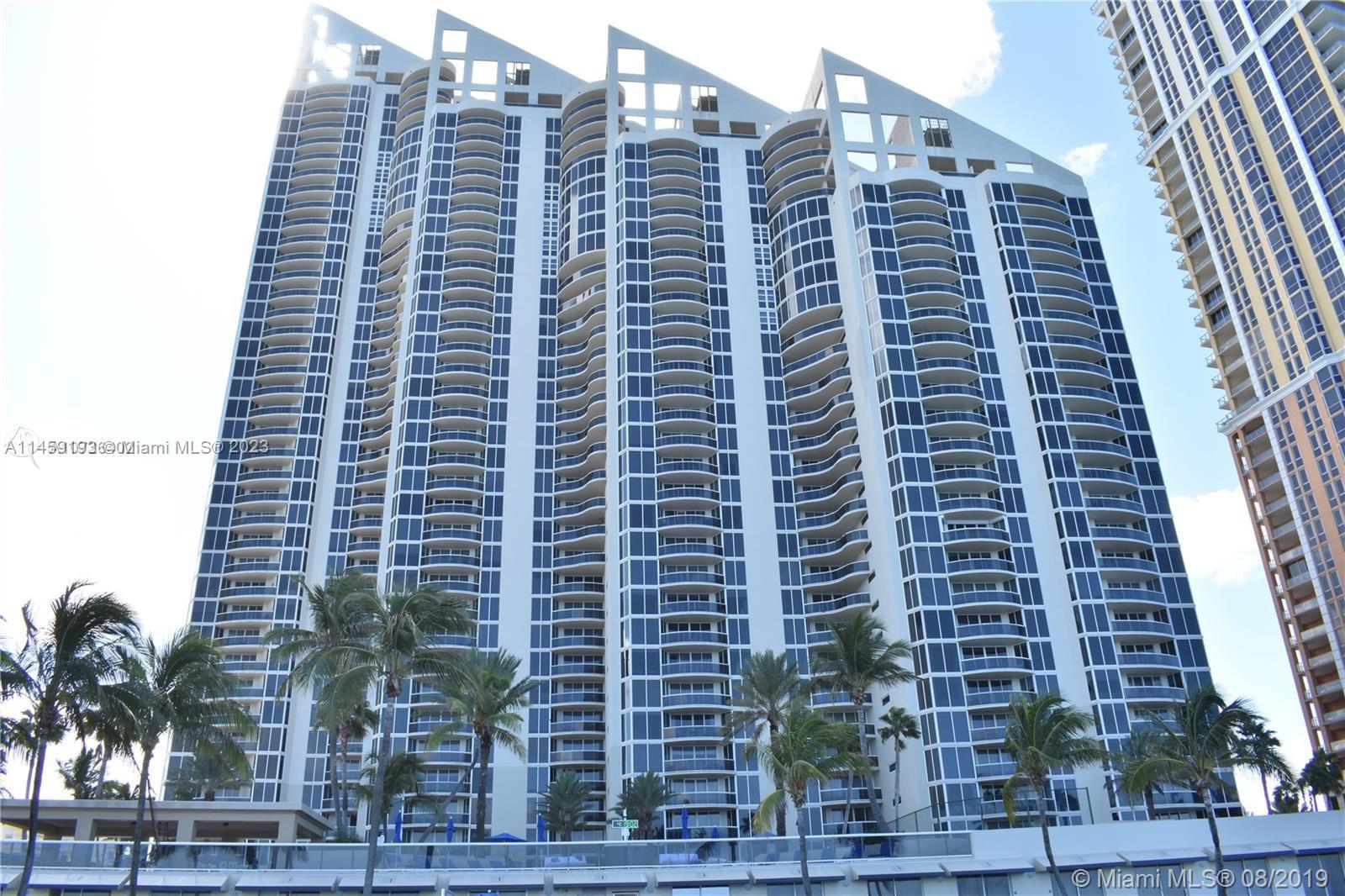 AMAZING 2/2/1 UNIT AT ONE OF THE MOST EXCLUSIVE BUILDINGS IN SUNNY ISLES BEACH. UNIT BEING SOLD FULL