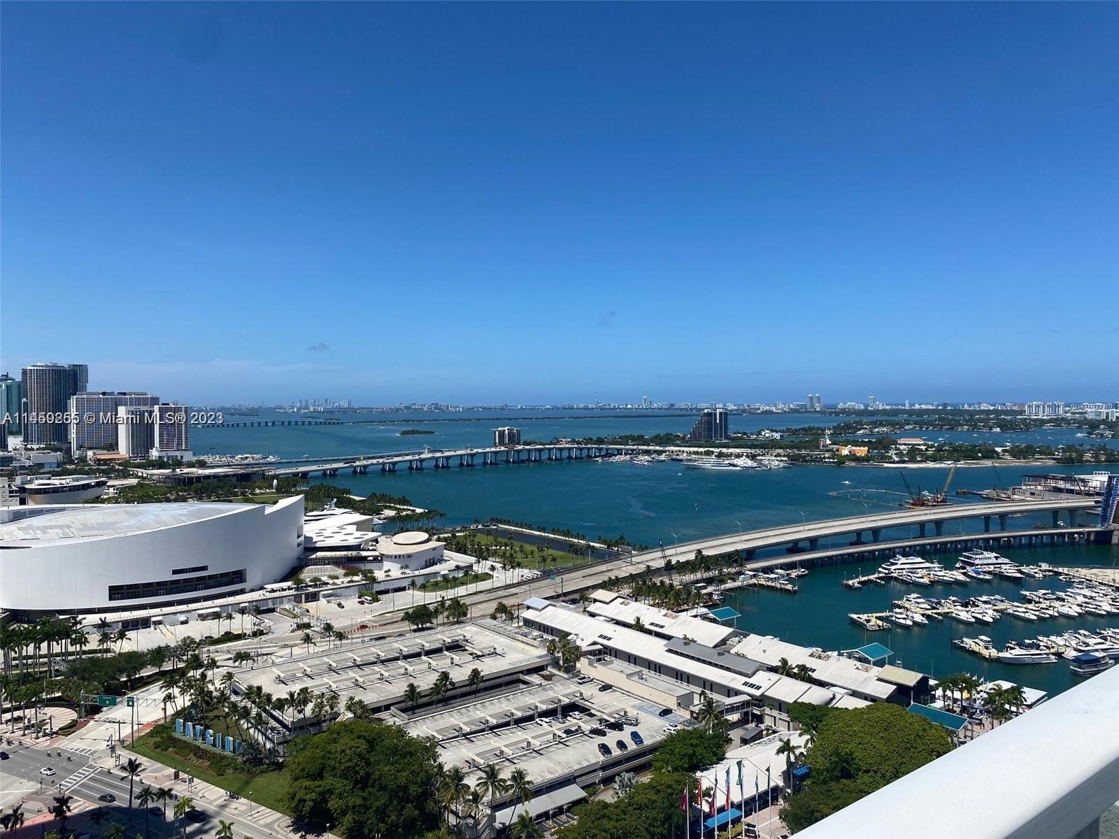 Photo of 244 Biscayne Blvd #2808 in Miami, FL
