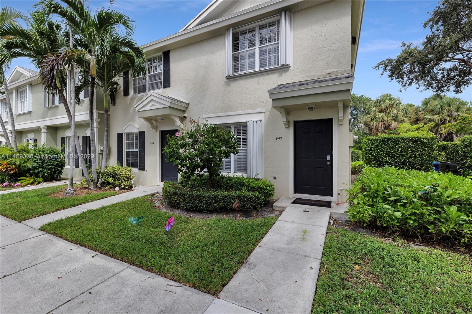 Photo of 947 Kokomo Key Ln #947 in Delray Beach, FL