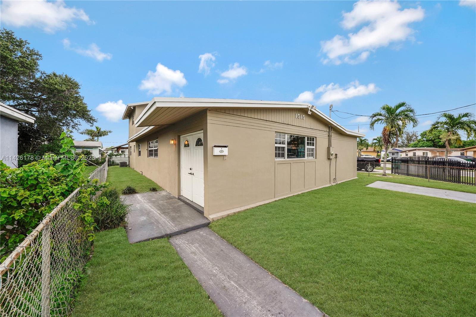 Photo of 1515 NW 153rd St in Miami Gardens, FL