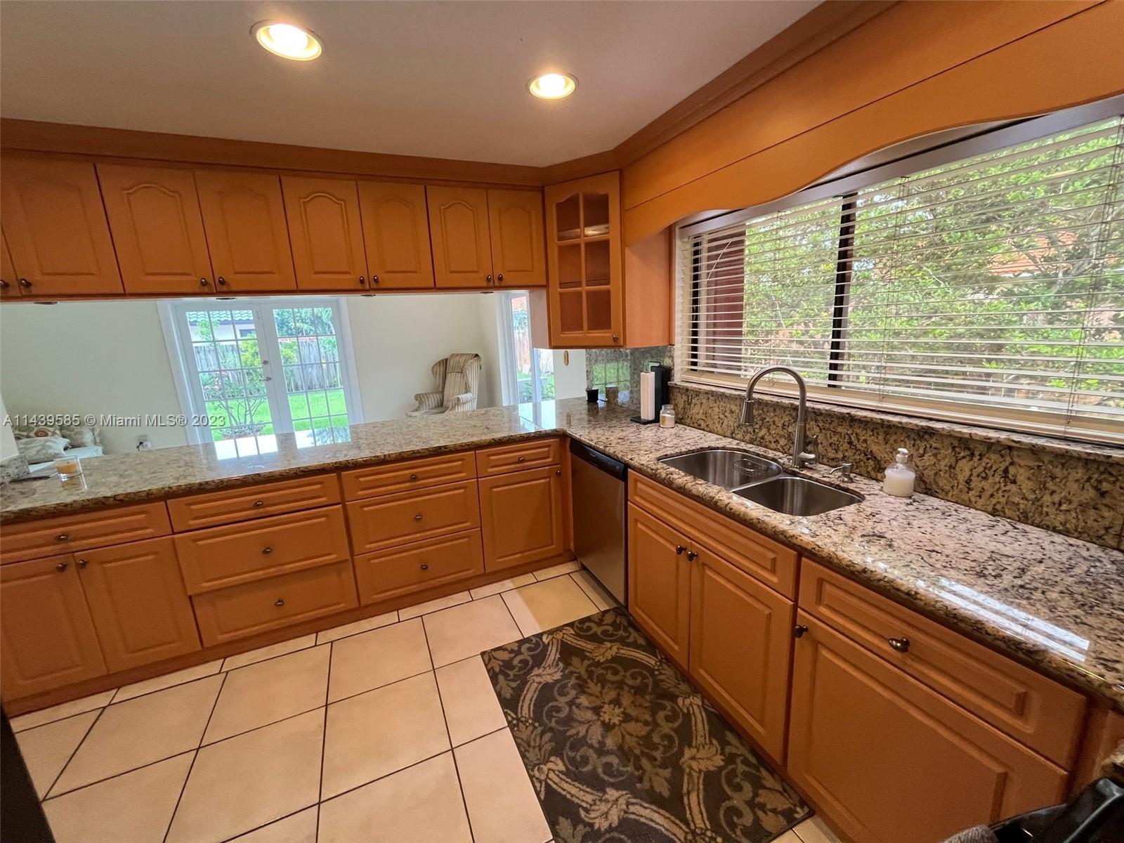 Photo of 5988 SW 114th Ave in Cooper City, FL