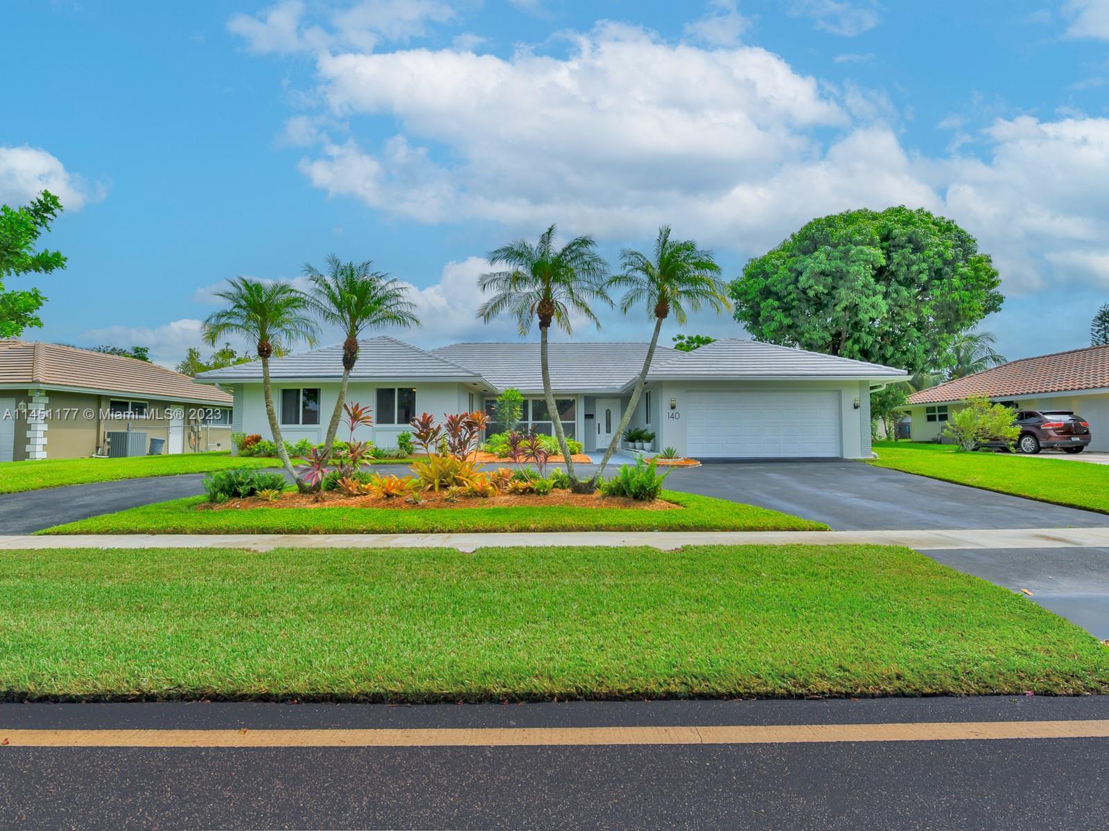 Photo of 140 El Dorado Pky in Plantation, FL