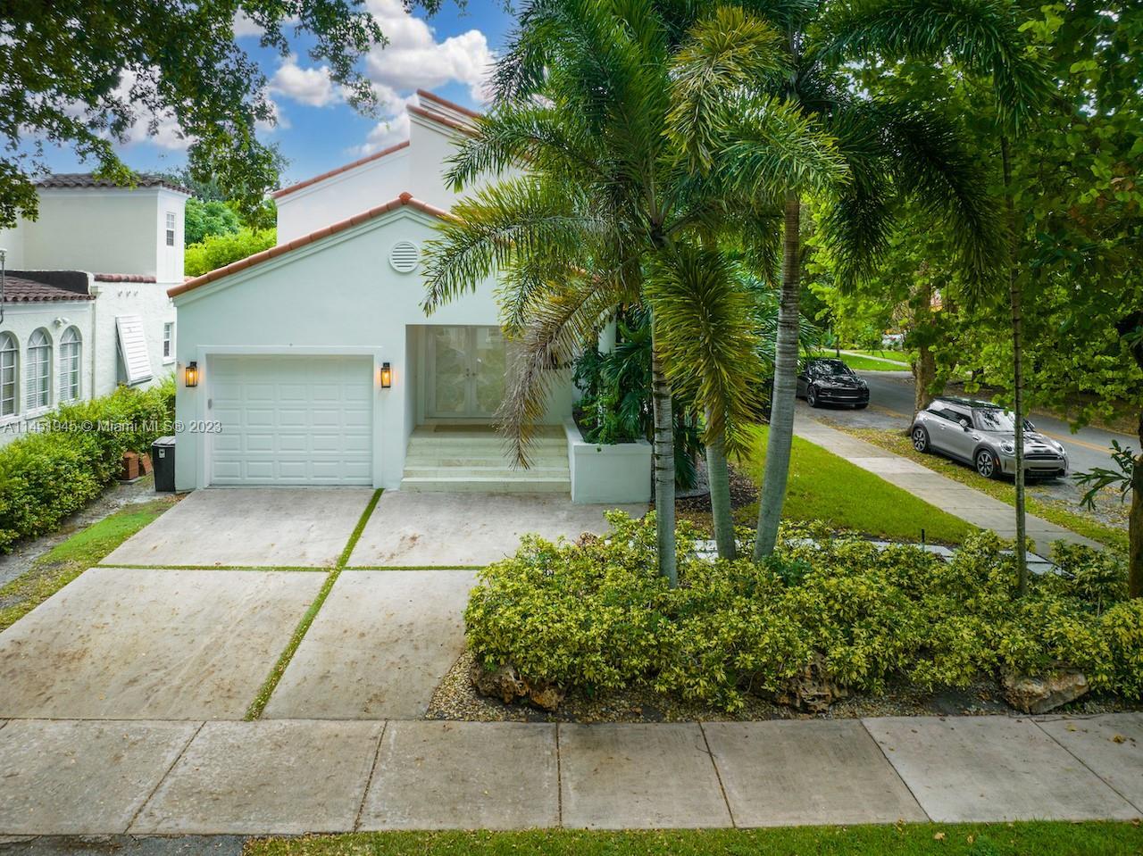 Photo of 1115 Capri St in Coral Gables, FL