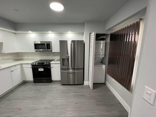 Photo of 601 SW 142 Ave #404 in Pembroke Pines, FL