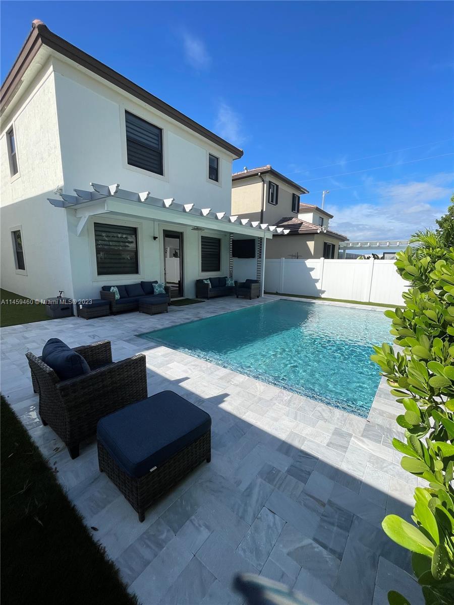 Photo of 3567 W 110th Ter in Hialeah, FL