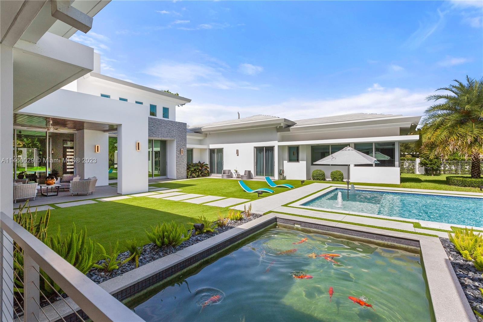 Photo of 7225 SW 71st Ave in Miami, FL
