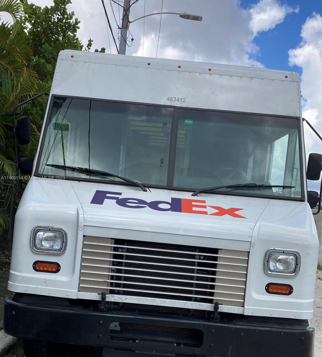 BEST BUSINESS OPPORTUNITY! 14  FEDEX TRUCKS WITH ROUTE IN MIAMI BEACH , OPERATING SINCE 2010 , MORE 