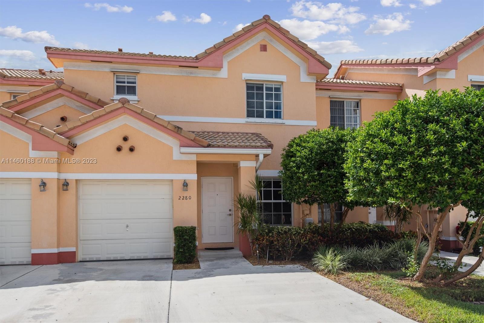Photo of 2280 SW 87th Wy in Miramar, FL