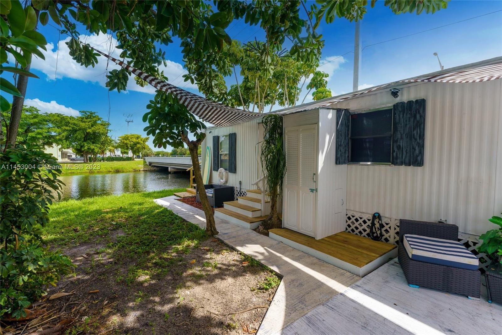 Photo of 6352 NE 11th Ave in Fort Lauderdale, FL