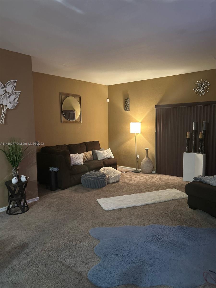 Photo of 17381 NW 7th Ave #2606 in Miami Gardens, FL