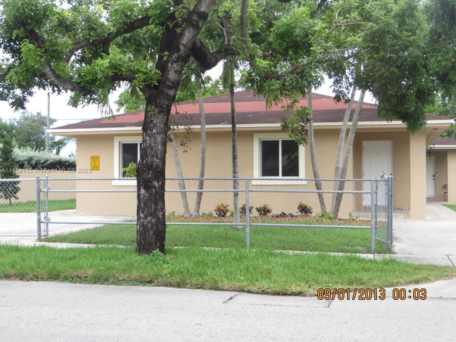 Photo of 2533 NW 179th St #A in Miami Gardens, FL