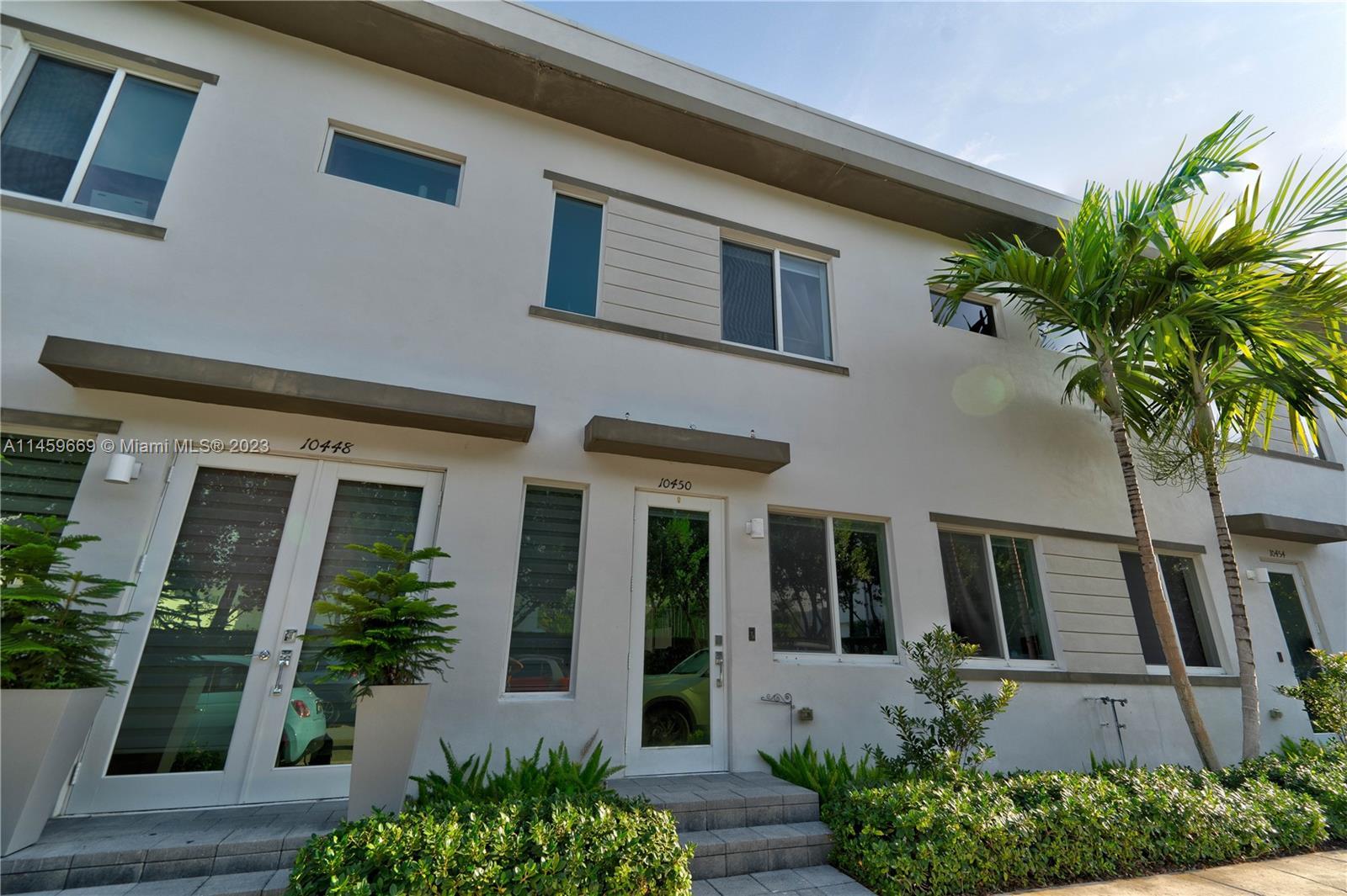 Photo of 10450 NW 67th St #10450 in Doral, FL