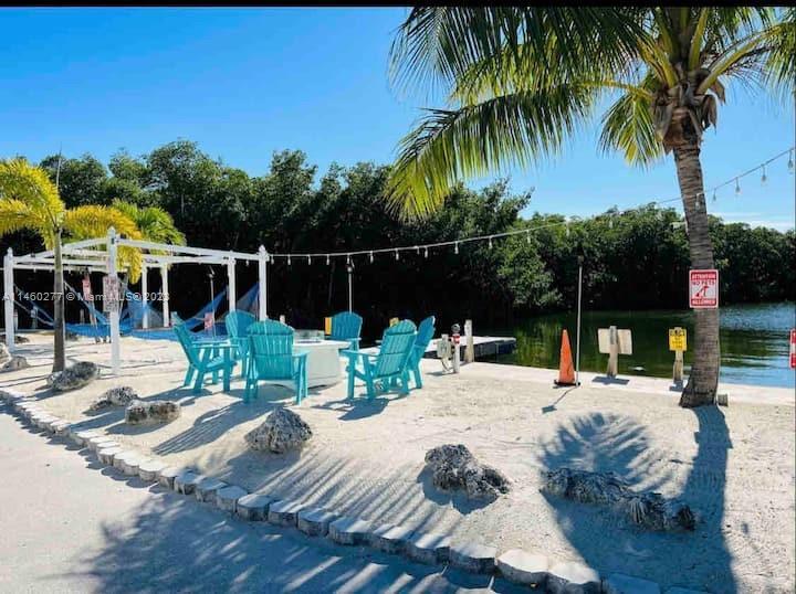 Photo of 325 Calusa St in Key Largo, FL