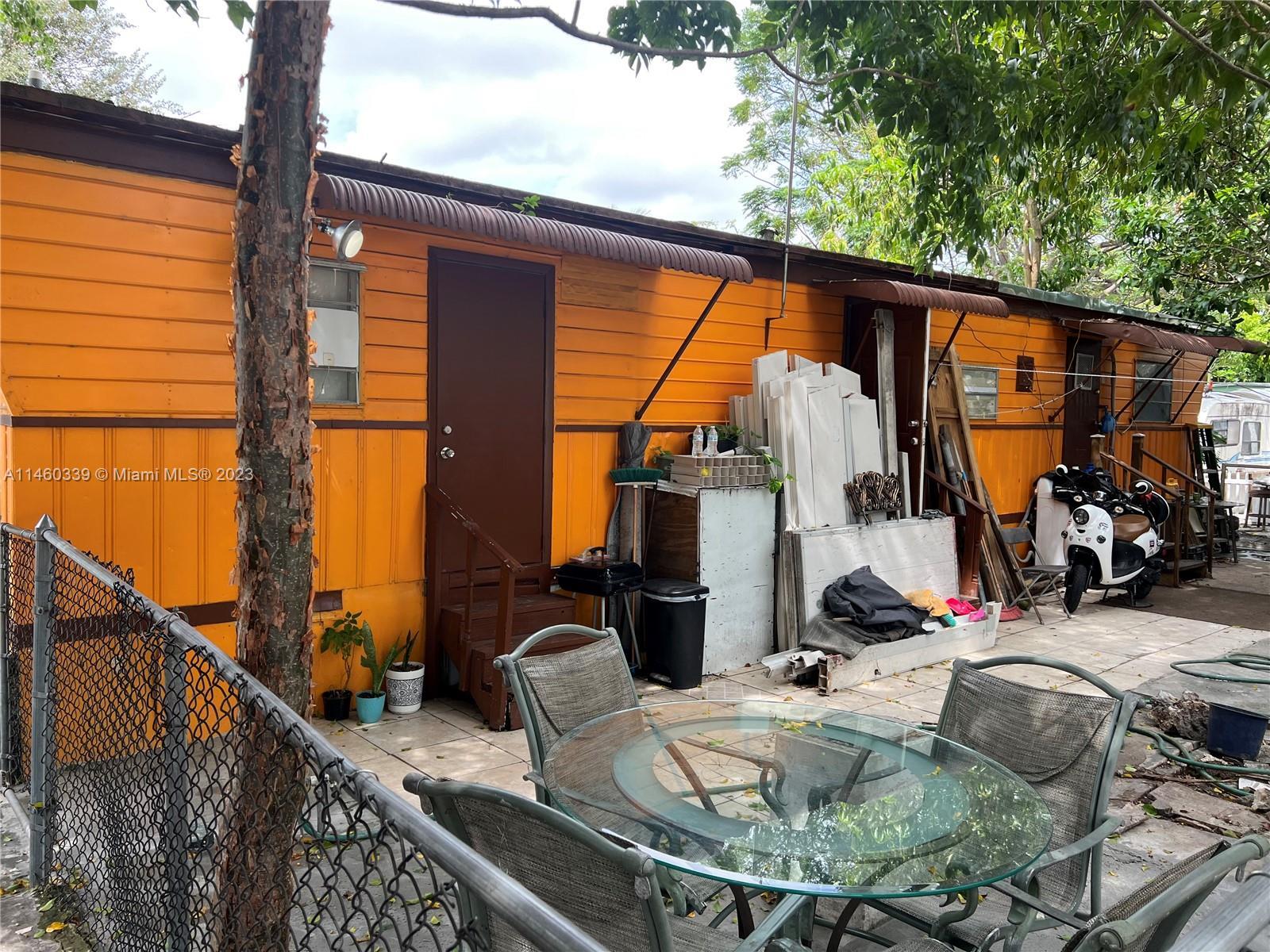 Photo of 825 SW 44th Ave in Miami, FL