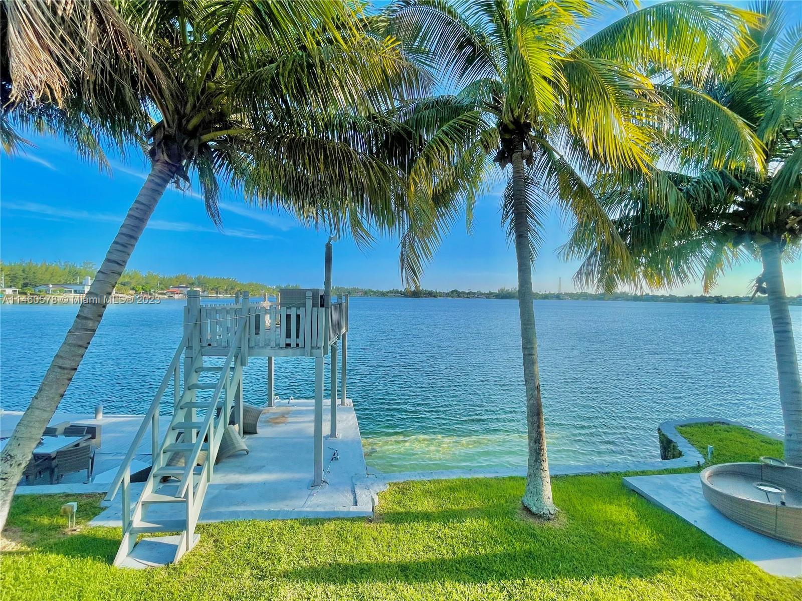 Photo of 8300 SW 48th St in Miami, FL