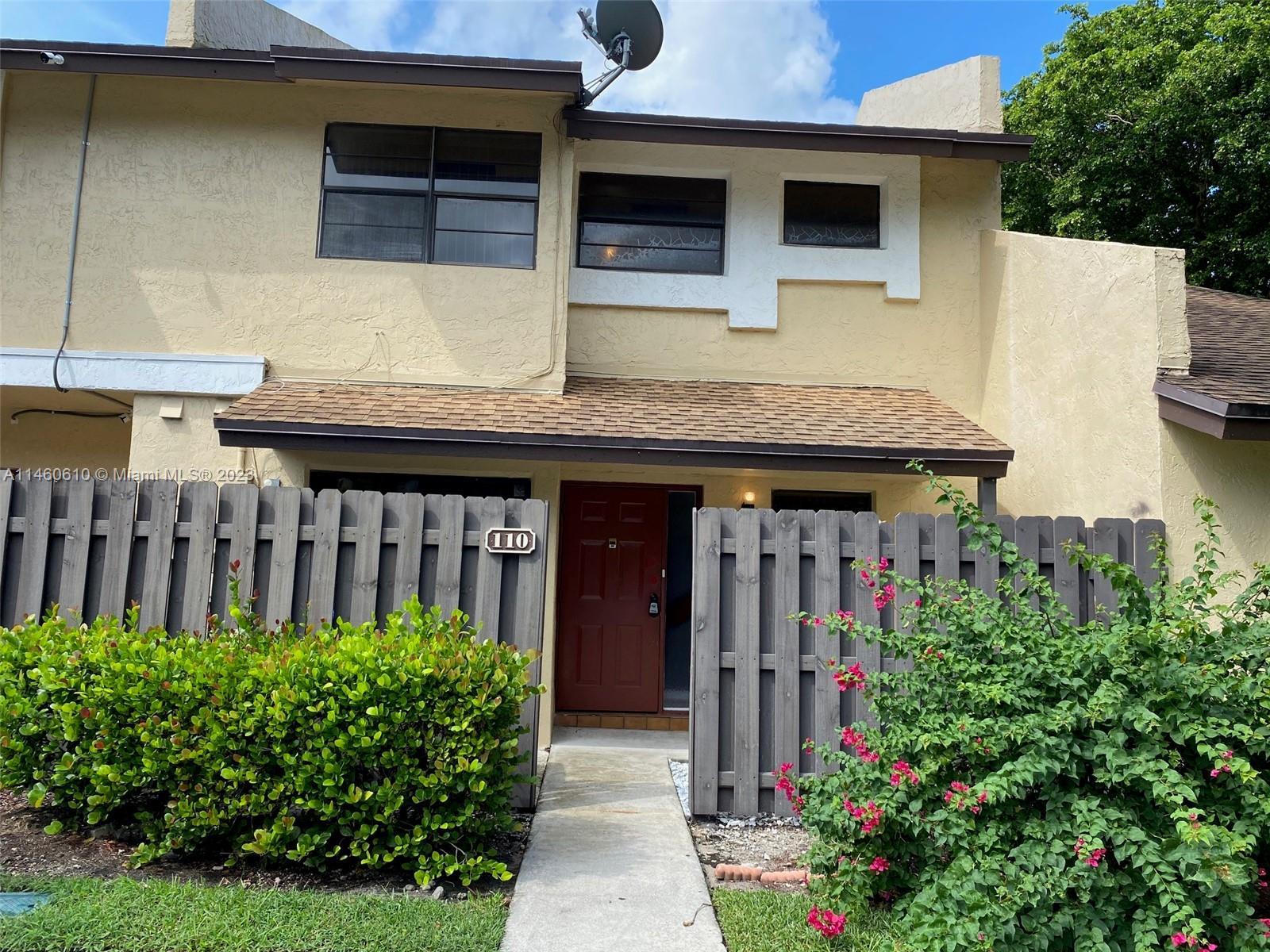 Photo of 110 SW 97th Ter #110 in Pembroke Pines, FL