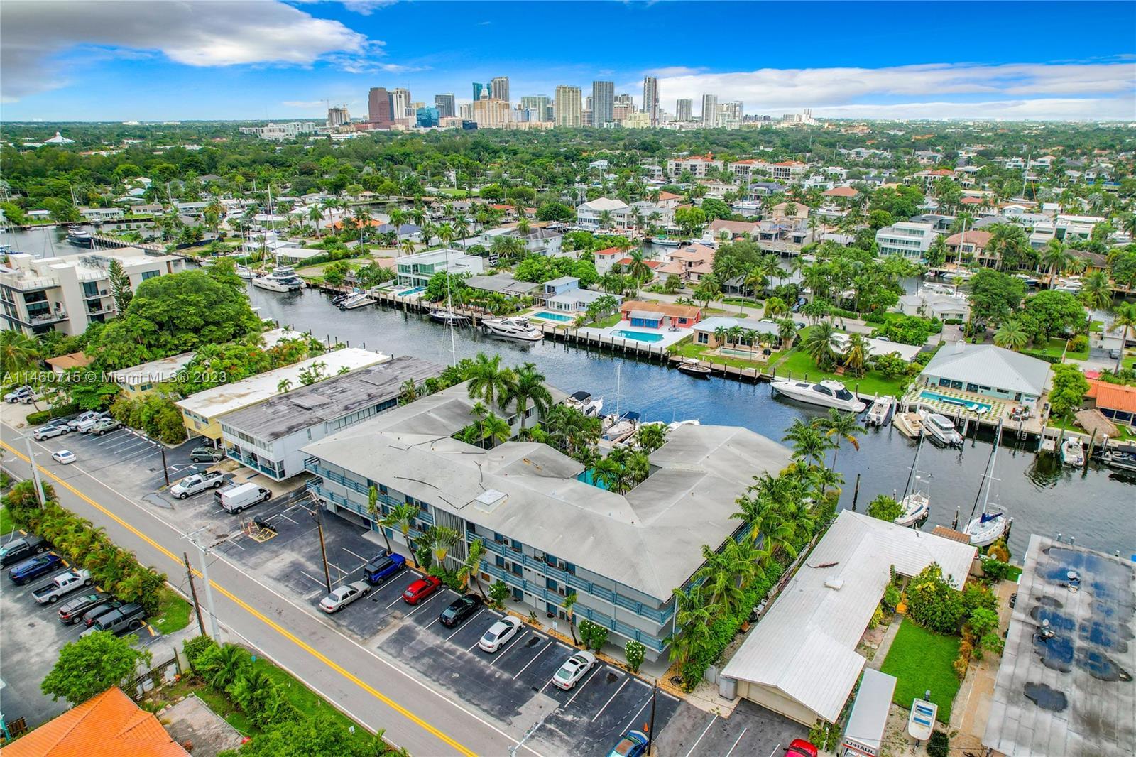 Photo of 1535 SE 15th St #301 in Fort Lauderdale, FL