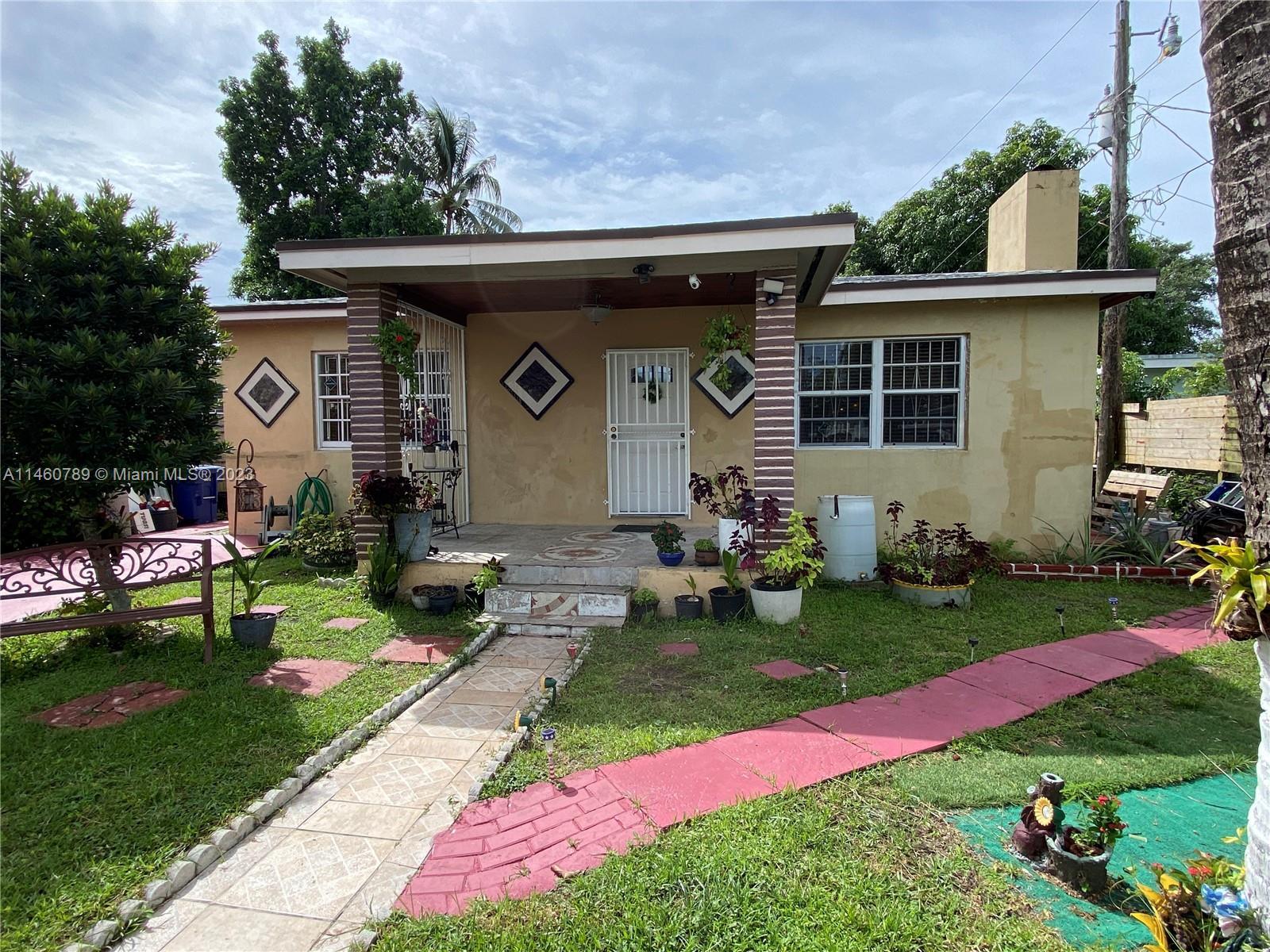 Photo of 440 NW 118th St in Miami, FL