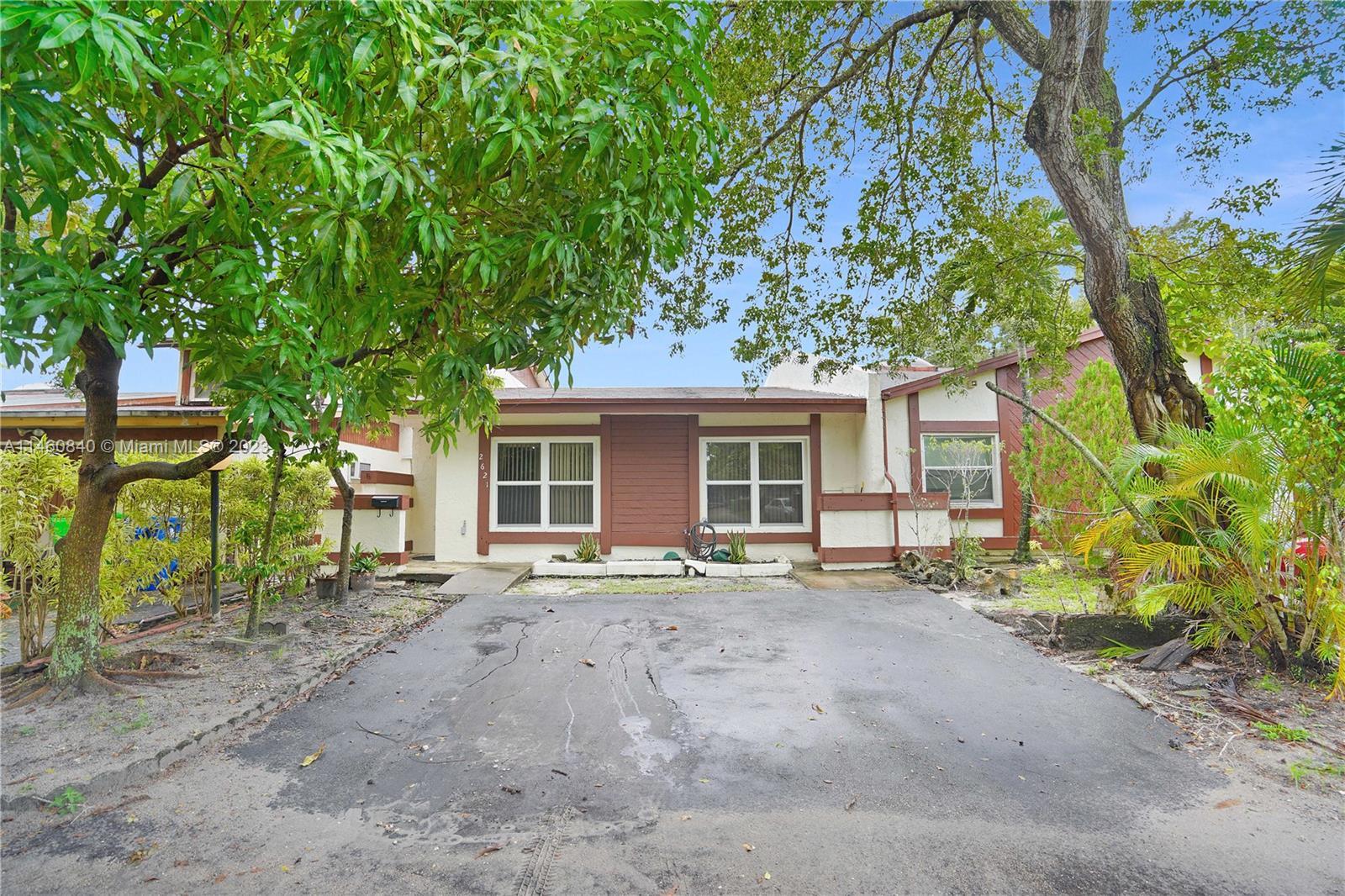 Photo of 2621 NW 62nd Ter #2621 in Sunrise, FL