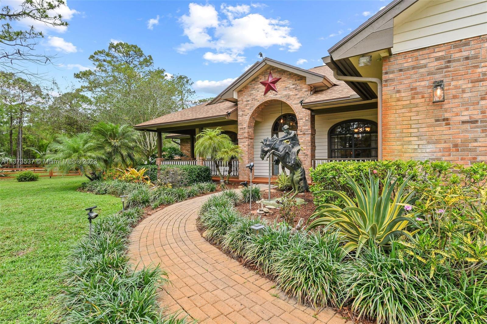 Photo of 14370 Caloosa Blvd in Palm Beach Gardens, FL