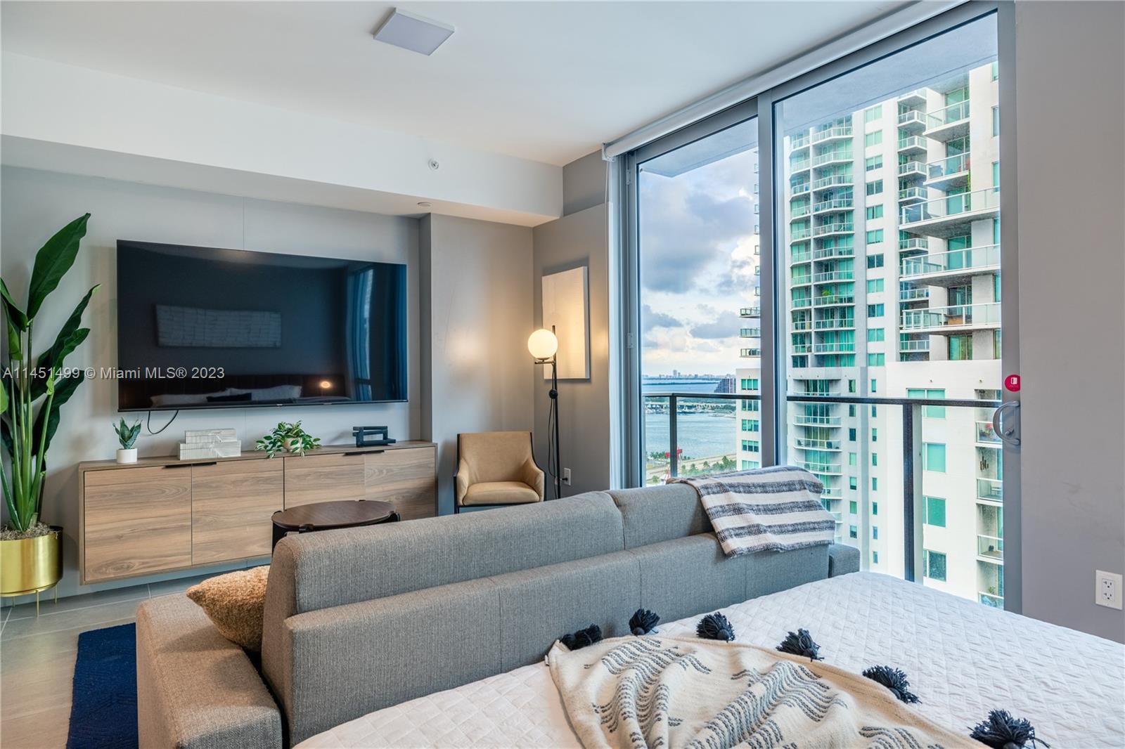 Photo of 227 NE 2nd St #2910 in Miami, FL