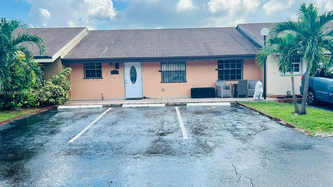 Photo of 5213 W 24th Wy #14-C in Hialeah, FL