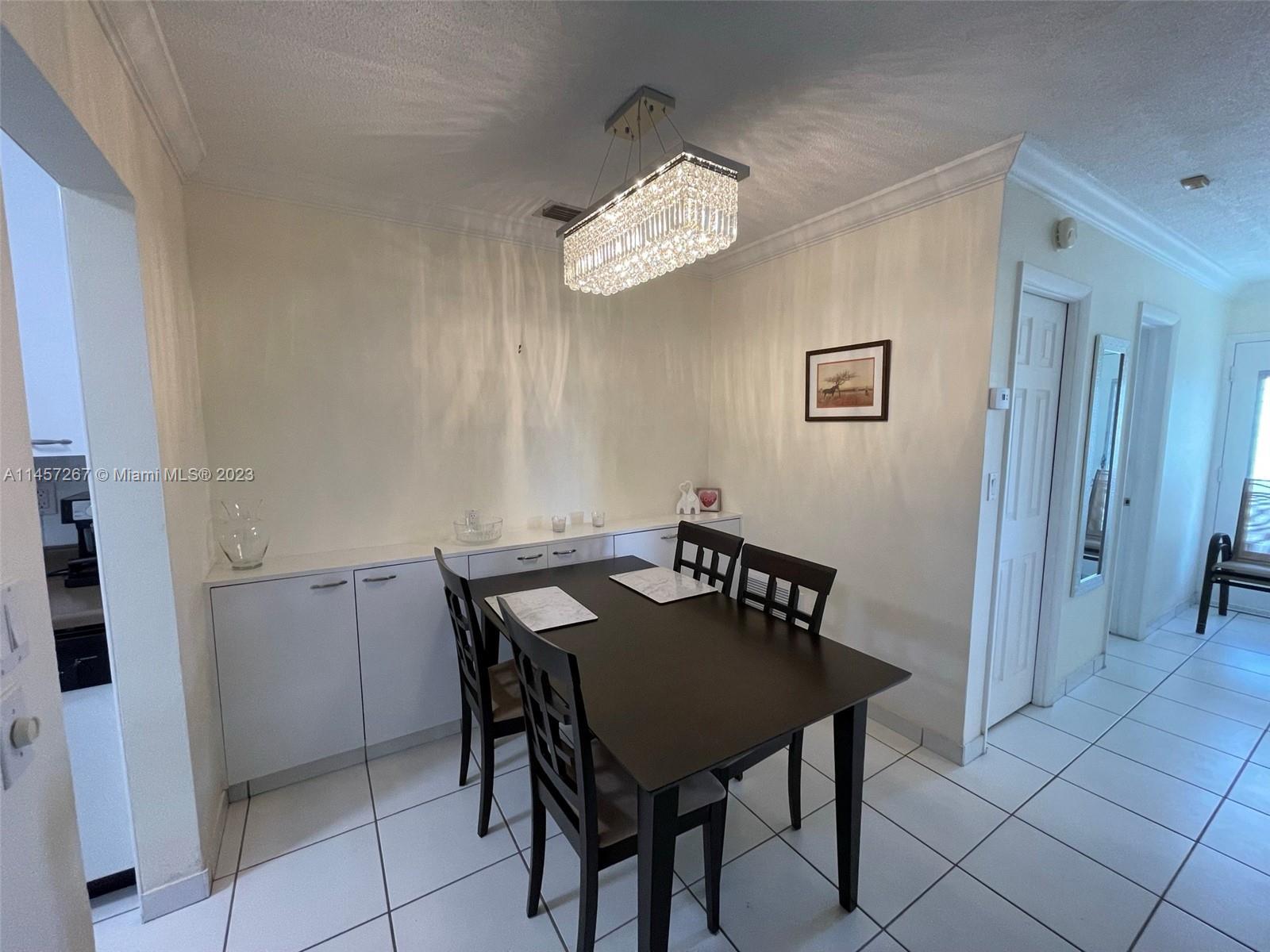 Photo of 16790 NE 14th Ave #304 in Miami, FL