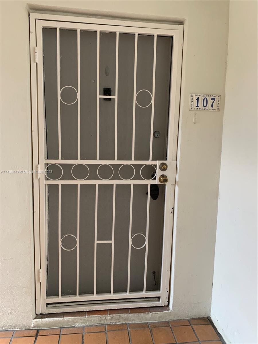 Photo of 421 NW 107th Ave #107 in Miami, FL