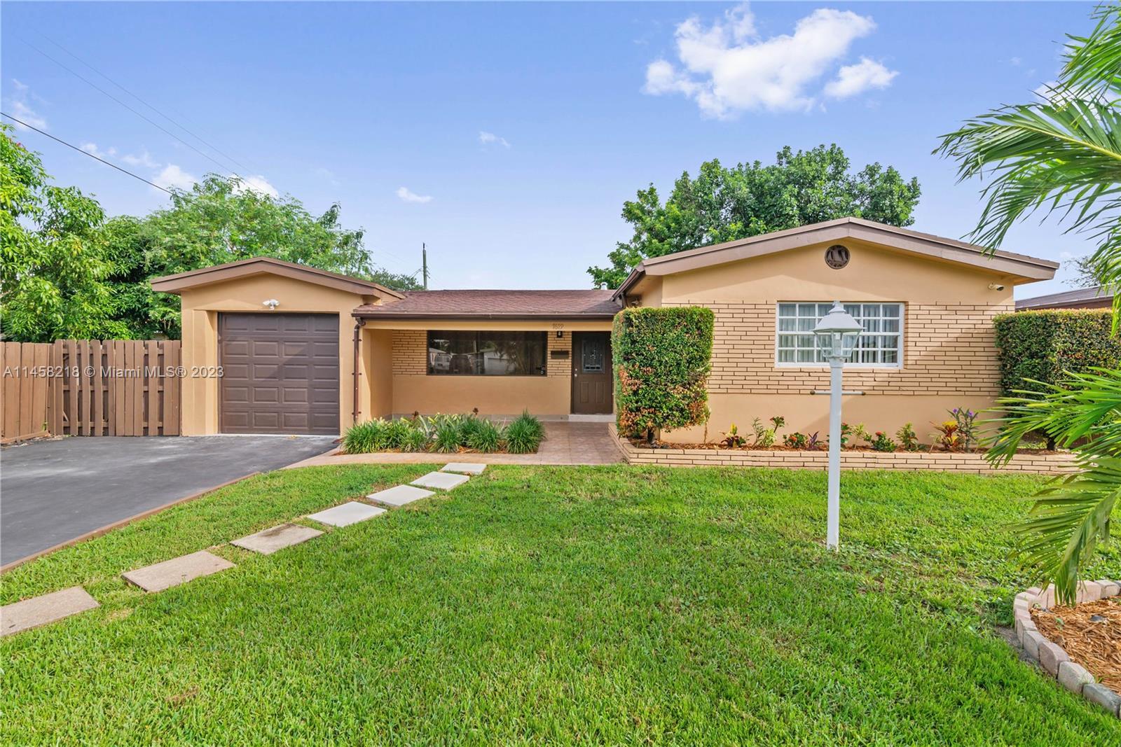 Photo of 7679 Indigo St #7679 in Miramar, FL